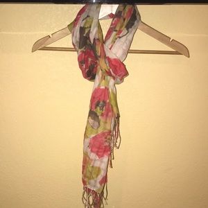 Floral printed scarf